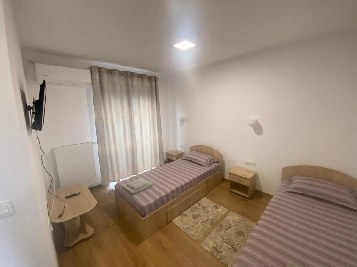 Farm stay Agropensiunea Livada Lui Cezar Si Rares Cataloi